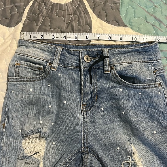 • Vanilla Star Mid Rise Pearl Skinny Jeans New Without Tags - Picture 9 of 13